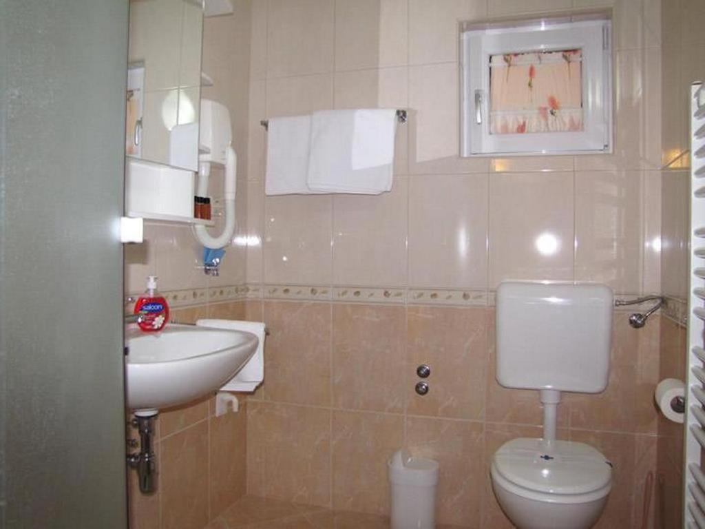 Family Friendly Apartments With A Swimming Pool Nevidjane, Pasman - 18054 Nevidane Bagian luar foto