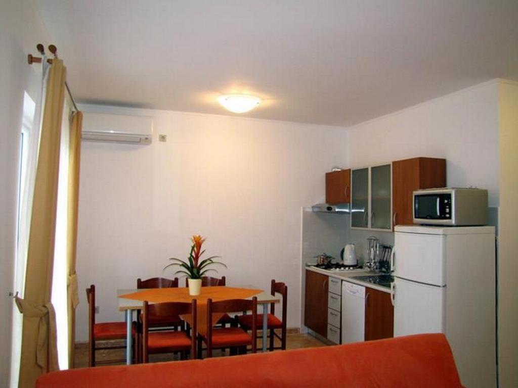 Family Friendly Apartments With A Swimming Pool Nevidjane, Pasman - 18054 Nevidane Bagian luar foto
